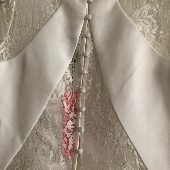 💚 SALE! CHI CHI LONDON White Dress - Picture 13 of 13